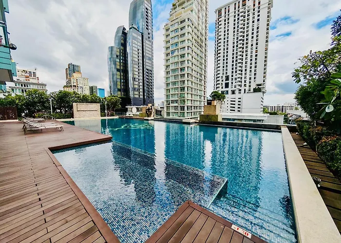 Apartment Downtown, Cozy 1br, 48sqm, Middle Of Thonglo, High Floor, Pool, Gym, Fast Wifi