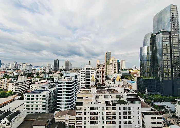 Downtown, Cozy 1br, 48sqm, Middle Of Thonglo, High Floor, Pool, Gym, Fast Wifi Apartment Bangkok